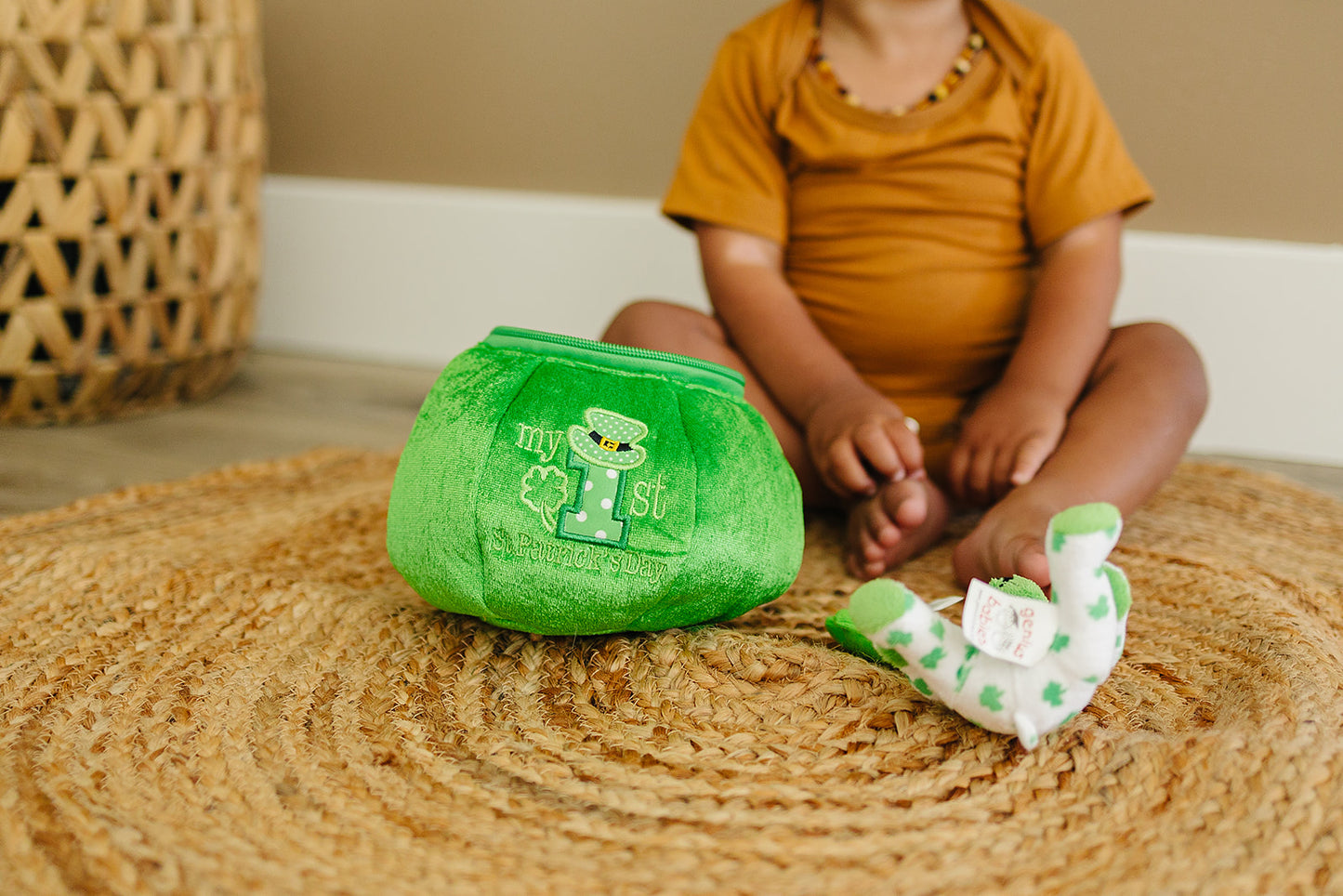 St. Patrick's Day Lucky Pot o' Gold Playset & Keepsake Gift