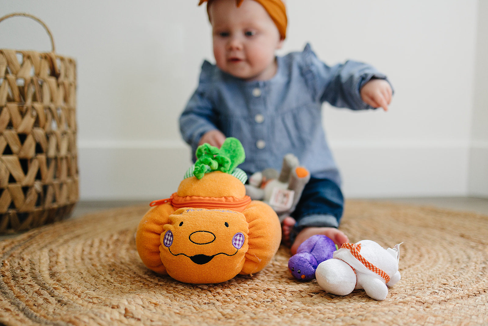 Halloween Stuffed Pumpkin Playset with 4 ct Sensory Toys Genius Babies Toys